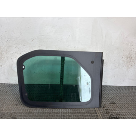 Vitre arriere gauche CITROEN BERLINGO 2