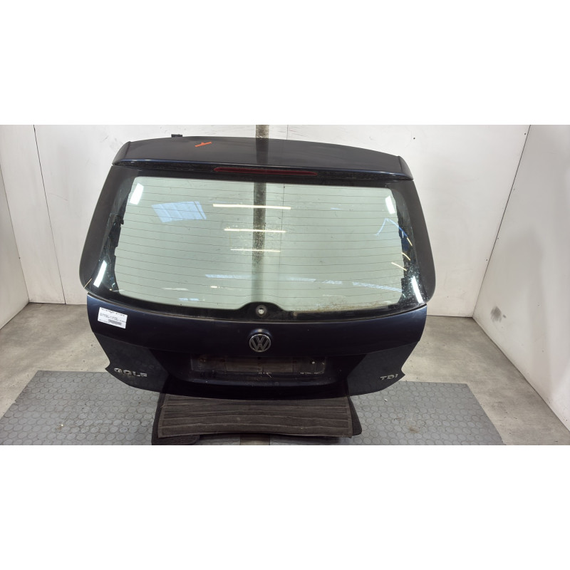 Malle/Hayon arriere VOLKSWAGEN GOLF 5 Photo n°1