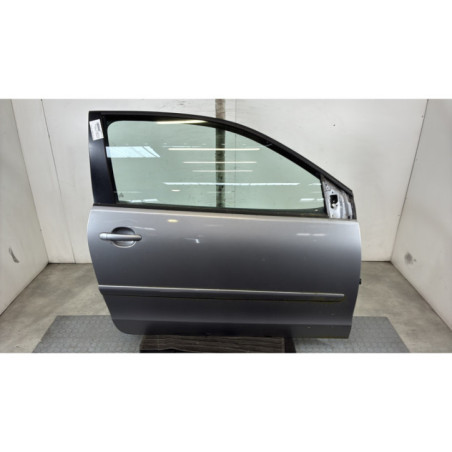 Porte avant droit VOLKSWAGEN POLO 4 Photo n°1