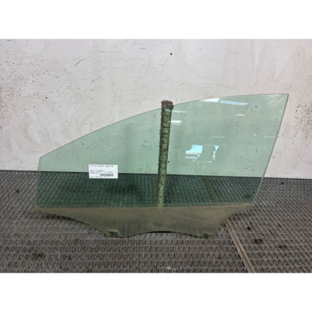 Vitre avant gauche SEAT IBIZA 4 Photo n°1