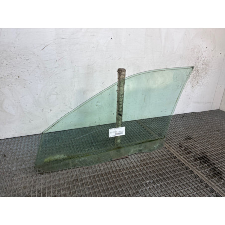 Vitre avant droit SEAT LEON 1 Photo n°1