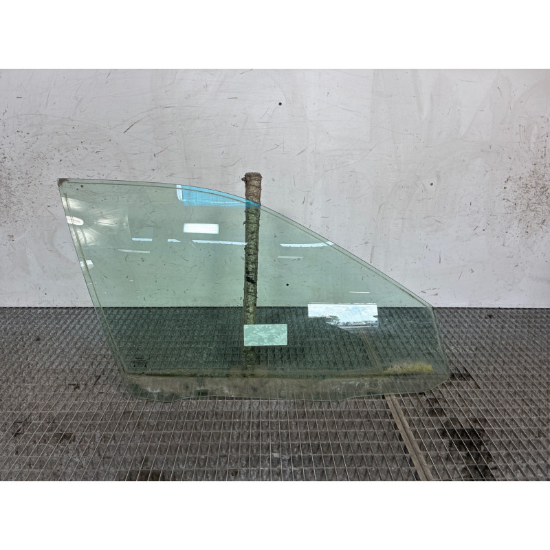 Vitre avant droit SEAT LEON 1 Photo n°2