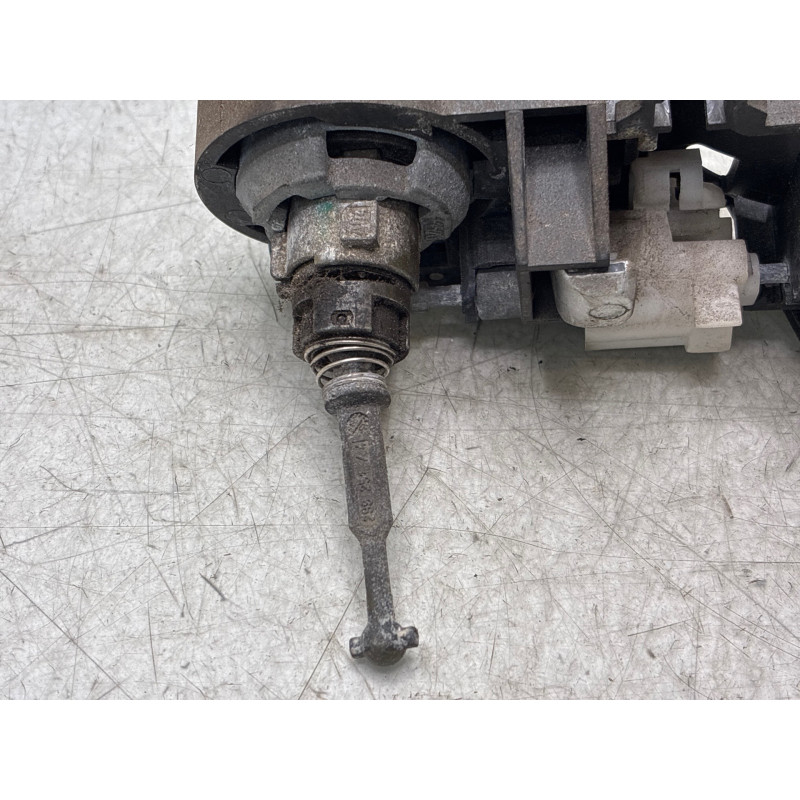 Poignee porte avant gauche RENAULT CLIO 3 Photo n°3