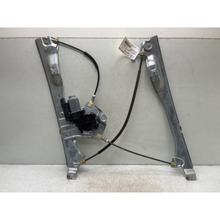 Leve vitre electrique avant gauche RENAULT CLIO 3 Photo n°1