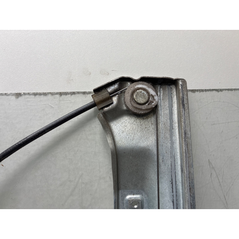 Leve vitre electrique avant gauche RENAULT CLIO 3 Photo n°12