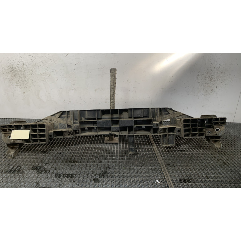 Absorbeur de pare choc arriere RENAULT TWINGO 2 Photo n°4