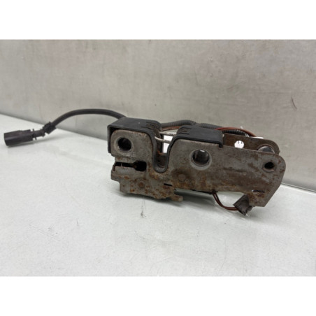 Fermeture de capot VOLKSWAGEN GOLF 5