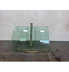 Vitre arriere droit CITROEN AX Photo n°1