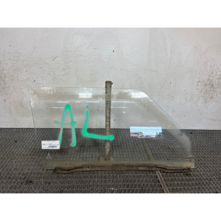 Vitre avant droit RENAULT SUPER 5 Photo n°1