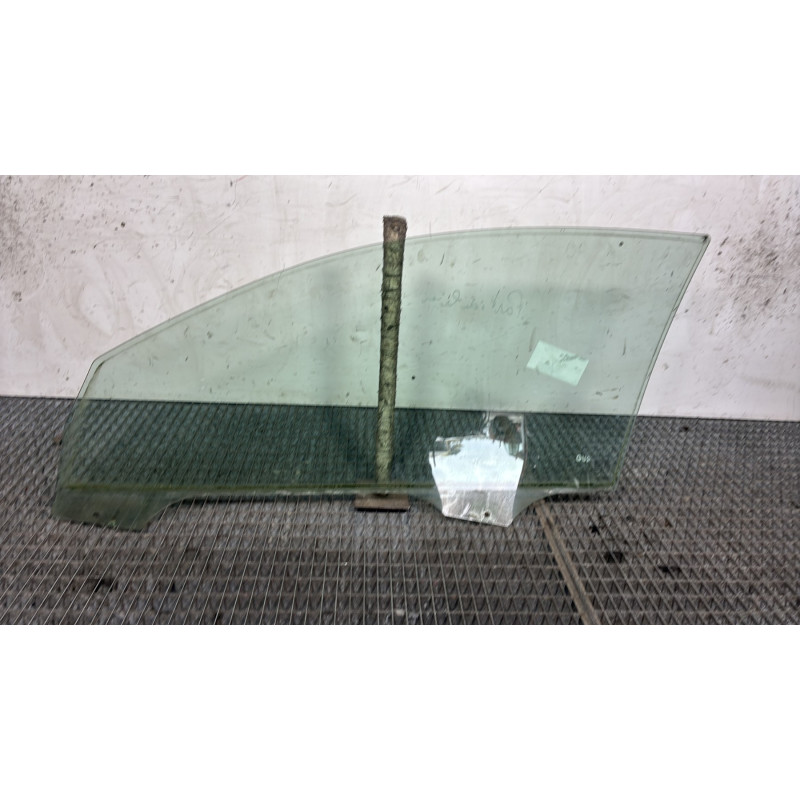 Vitre avant droit PEUGEOT 206+ Photo n°4