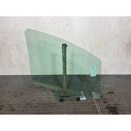 Vitre avant gauche CITROEN C3 2