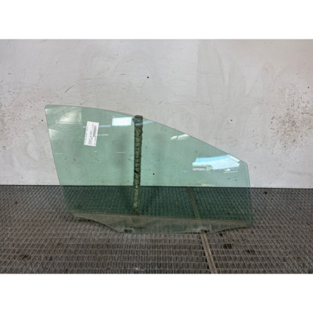 Vitre avant droit MERCEDES CLASSE B 245 Photo n°1