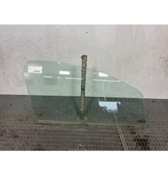 Vitre avant droit PEUGEOT 107