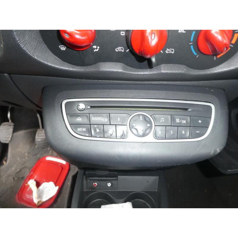 Aile avant gauche RENAULT TWINGO 2 Photo n°14