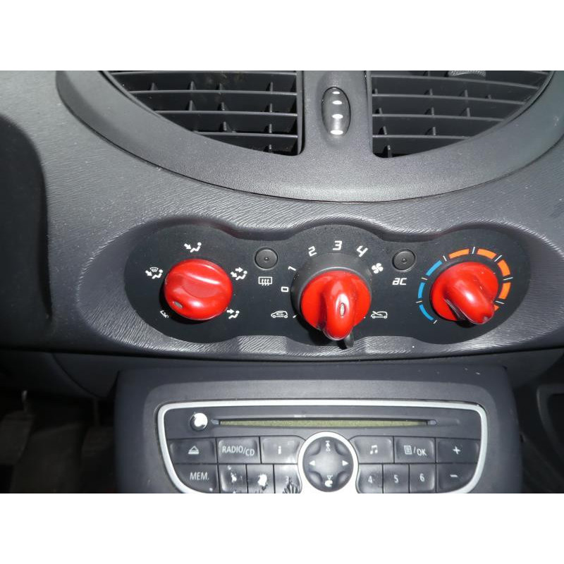 Aile avant gauche RENAULT TWINGO 2 Photo n°15