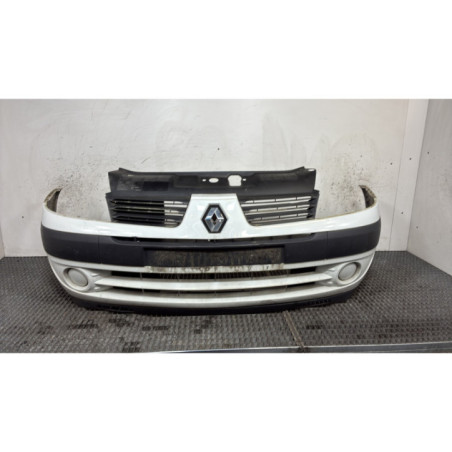 Pare choc avant RENAULT CLIO 2 Photo n°1