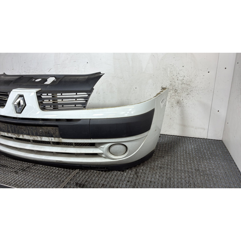Pare choc avant RENAULT CLIO 2 Photo n°3
