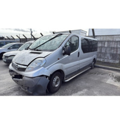 Pare choc arriere OPEL VIVARO 1