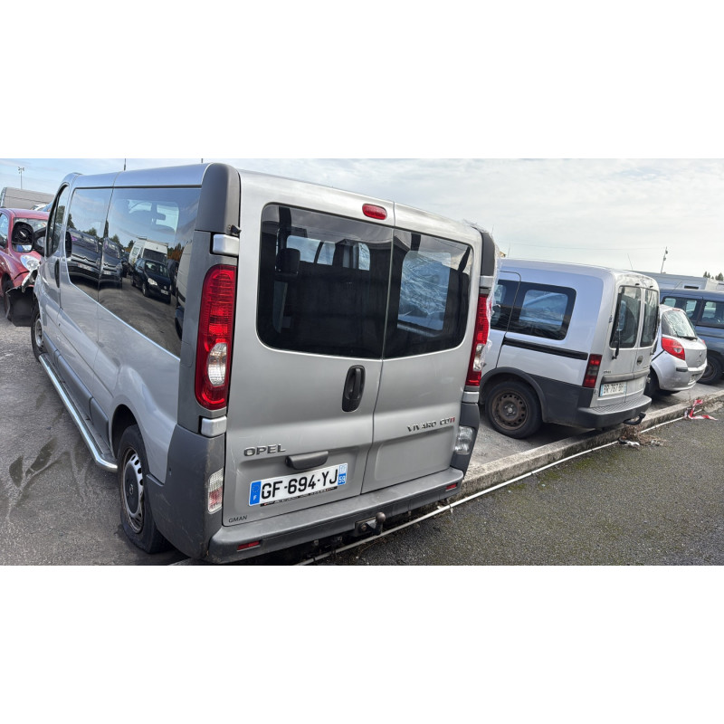 Pare choc arriere OPEL VIVARO 1 Photo n°10