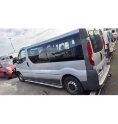 Pare choc arriere OPEL VIVARO 1