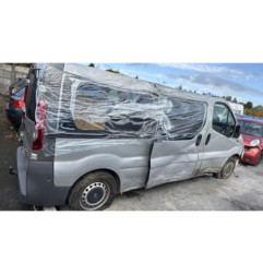 Pare choc arriere OPEL VIVARO 1