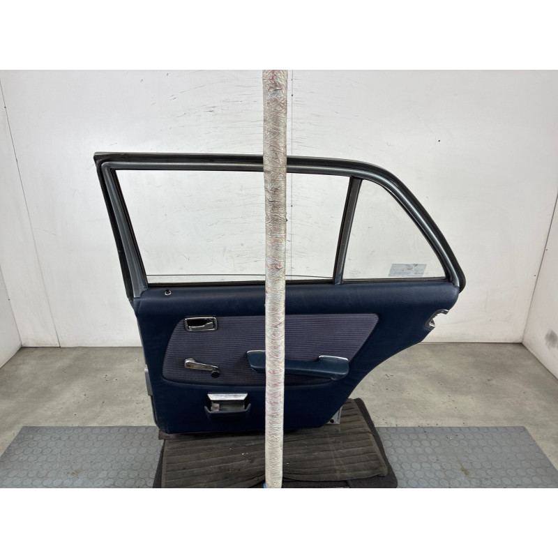 Porte arriere droit MERCEDES 200 W123 Photo n°3