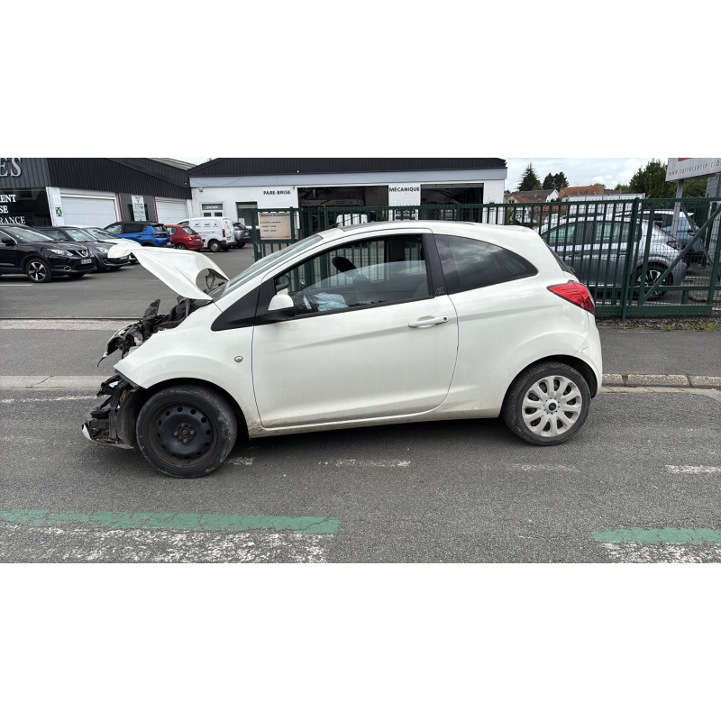 Renfort pare choc arriere (traverse) FORD KA 2 Photo n°6