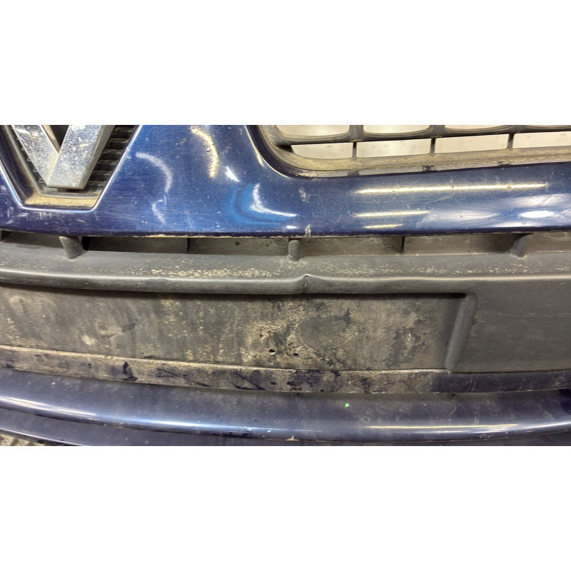 Pare choc avant RENAULT CLIO 2 Photo n°4