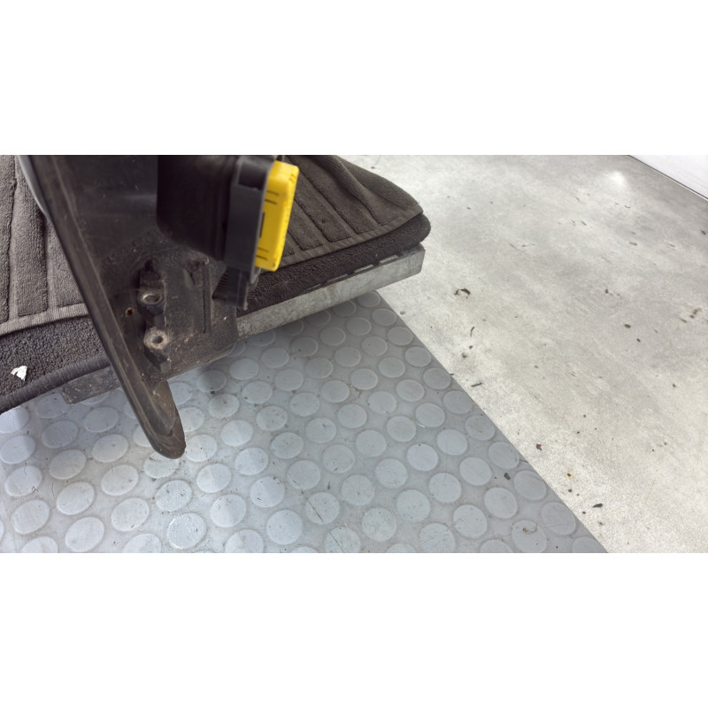 Porte avant droit RENAULT CLIO 2 CAMPUS Photo n°7