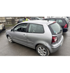 Aile avant droit VOLKSWAGEN POLO 4