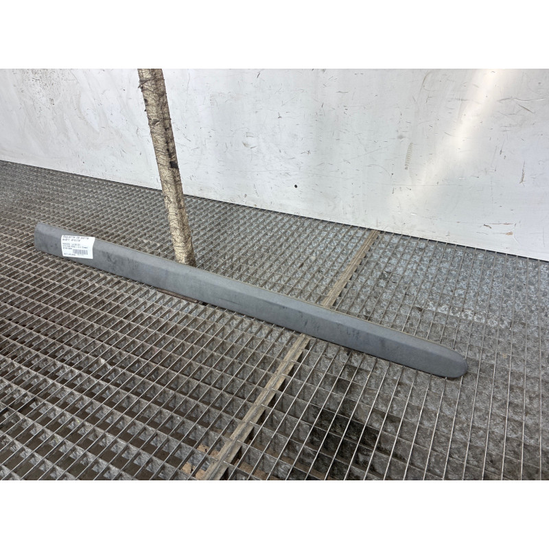 Baguette de porte avant droite MERCEDES VITO 639 Photo n°2