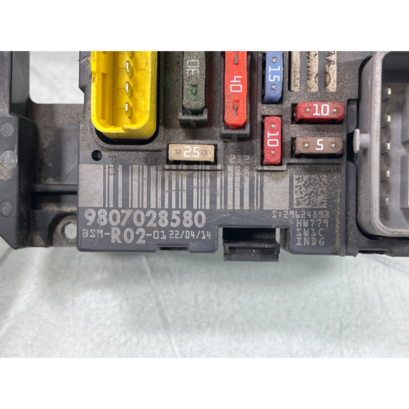 Boitier servitude moteur (BSM) PEUGEOT 5008 1 Photo n°2