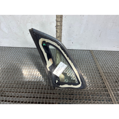 Custode arriere droit CITROEN C4 2