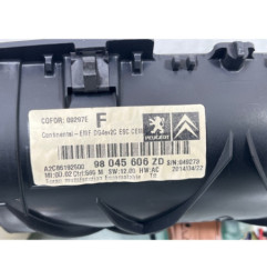 Ecran GPS PEUGEOT 5008 1