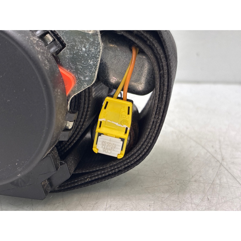 Pretensionneur de ceinture avant gauche PEUGEOT 208 1 Photo n°4