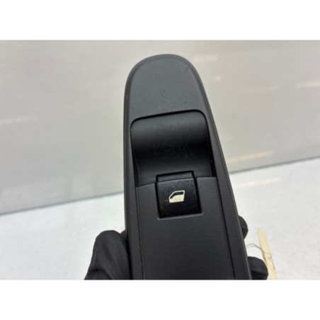 Interrupteur de leve vitre avant droit CITROEN C4 PICASSO 1