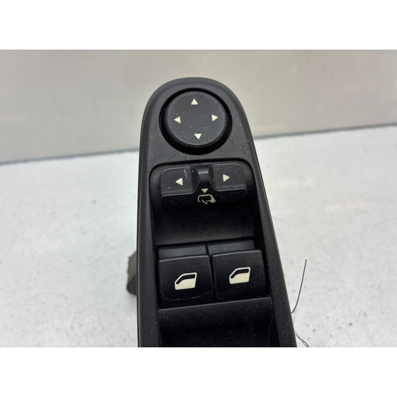 Interrupteur de leve vitre avant gauche CITROEN C4 PICASSO 1 Photo n°4