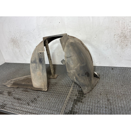 Pare boue avant droit PEUGEOT 307 Photo n°1