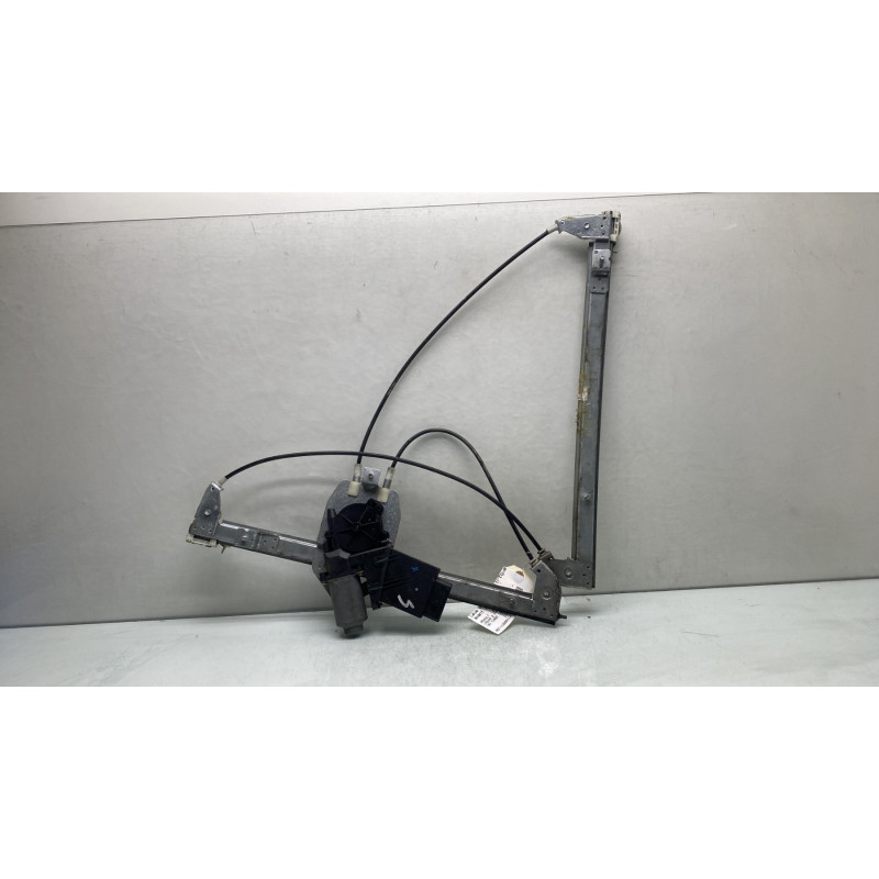 Leve vitre electrique avant droit RENAULT LAGUNA 2 Photo n°6