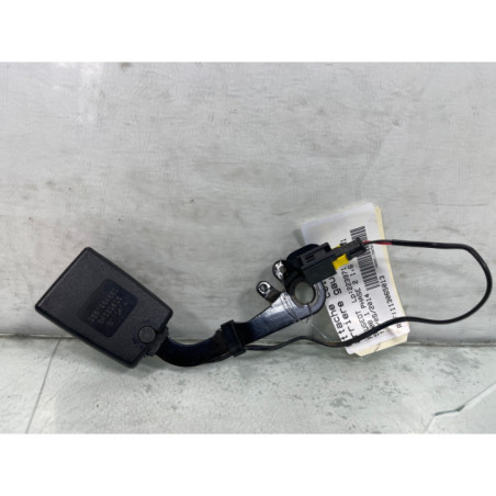 Attache ceinture arriere gauche PEUGEOT 5008 1