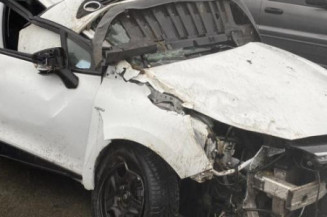 Poignee porte arriere gauche RENAULT CLIO 4