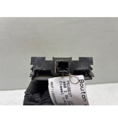 Bouton de coffre PEUGEOT 308 1 SW Photo n°1