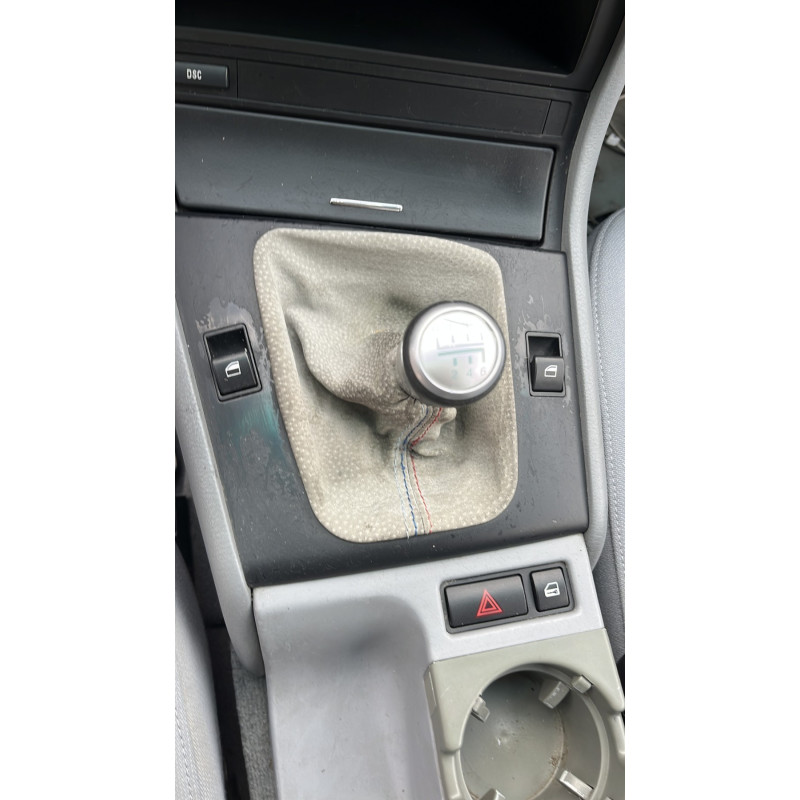 Fermeture de capot BMW SERIE 3 E46 Photo n°12