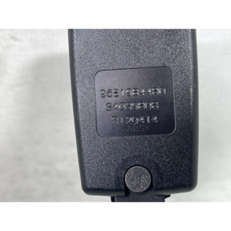 Attache ceinture arriere droit PEUGEOT 5008 1