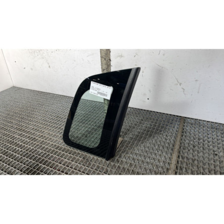 Custode arriere droit FORD FIESTA 5