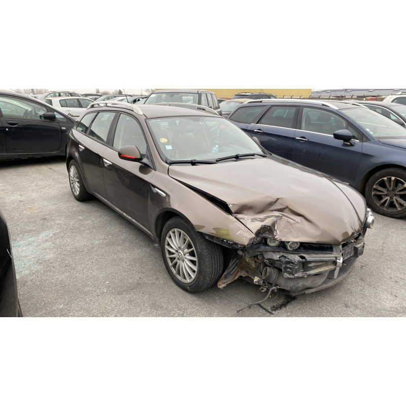 Feu arriere principal gauche (feux) ALFA ROMEO 159 Photo n°5