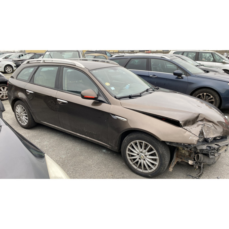 Feu arriere principal gauche (feux) ALFA ROMEO 159 Photo n°10