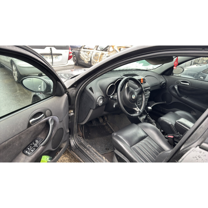 Feu arriere principal gauche (feux) ALFA ROMEO 147 Photo n°15