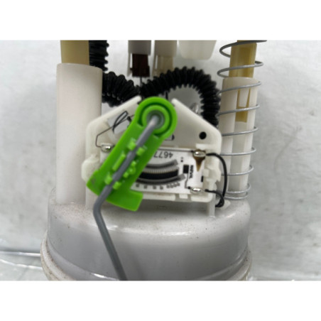 Pompe à carburant RENAULT CLIO 4