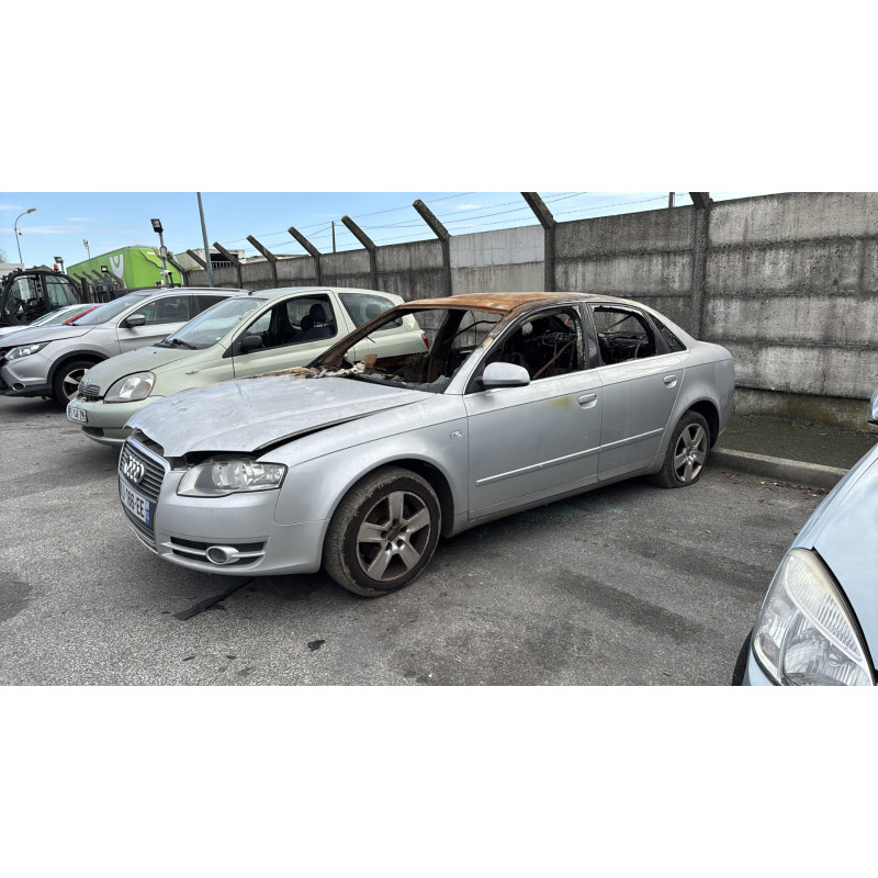 Feu arriere secondaire gauche (feux) AUDI A4 2 Photo n°7